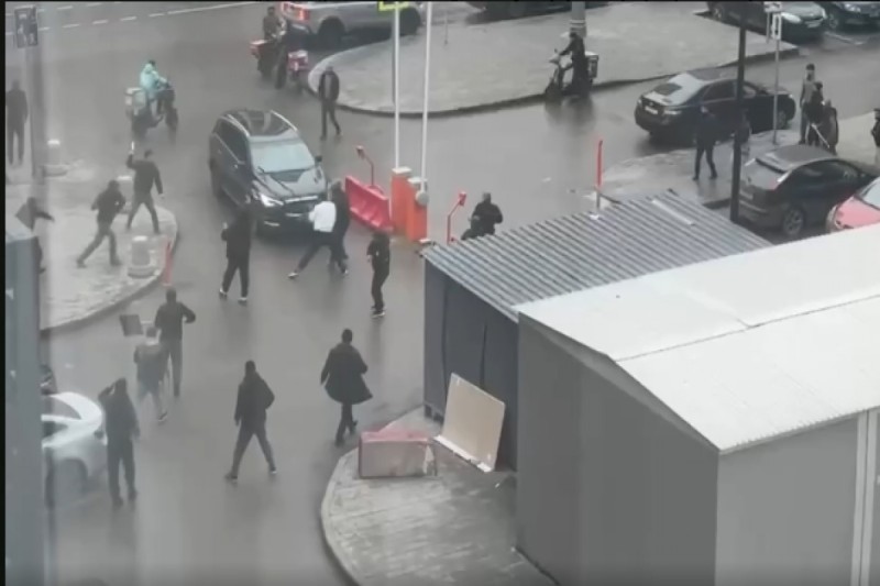 Moskvada kütləvi dava: 40 nəfər saxlanılıb